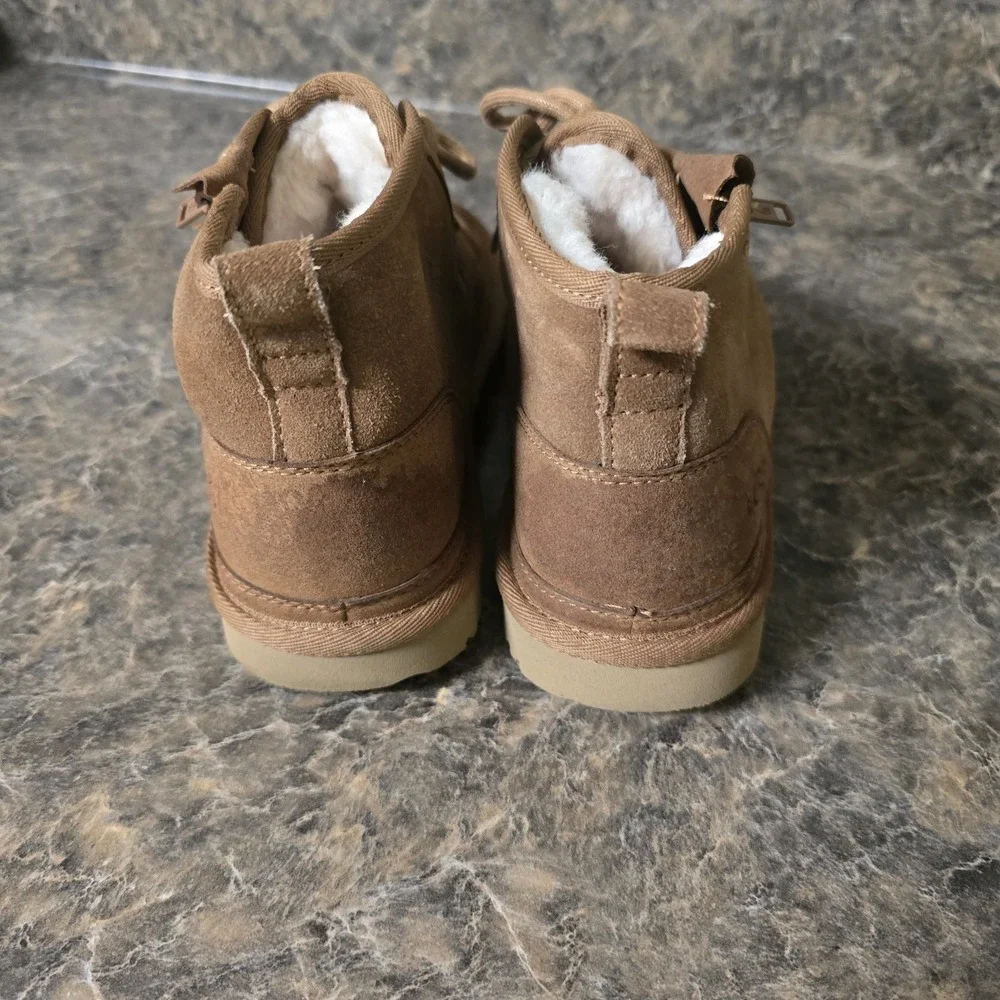 Ugg‎ Classic Neumel Zip Big Kids Boots 1117411K Chestnut Brown Sz 6